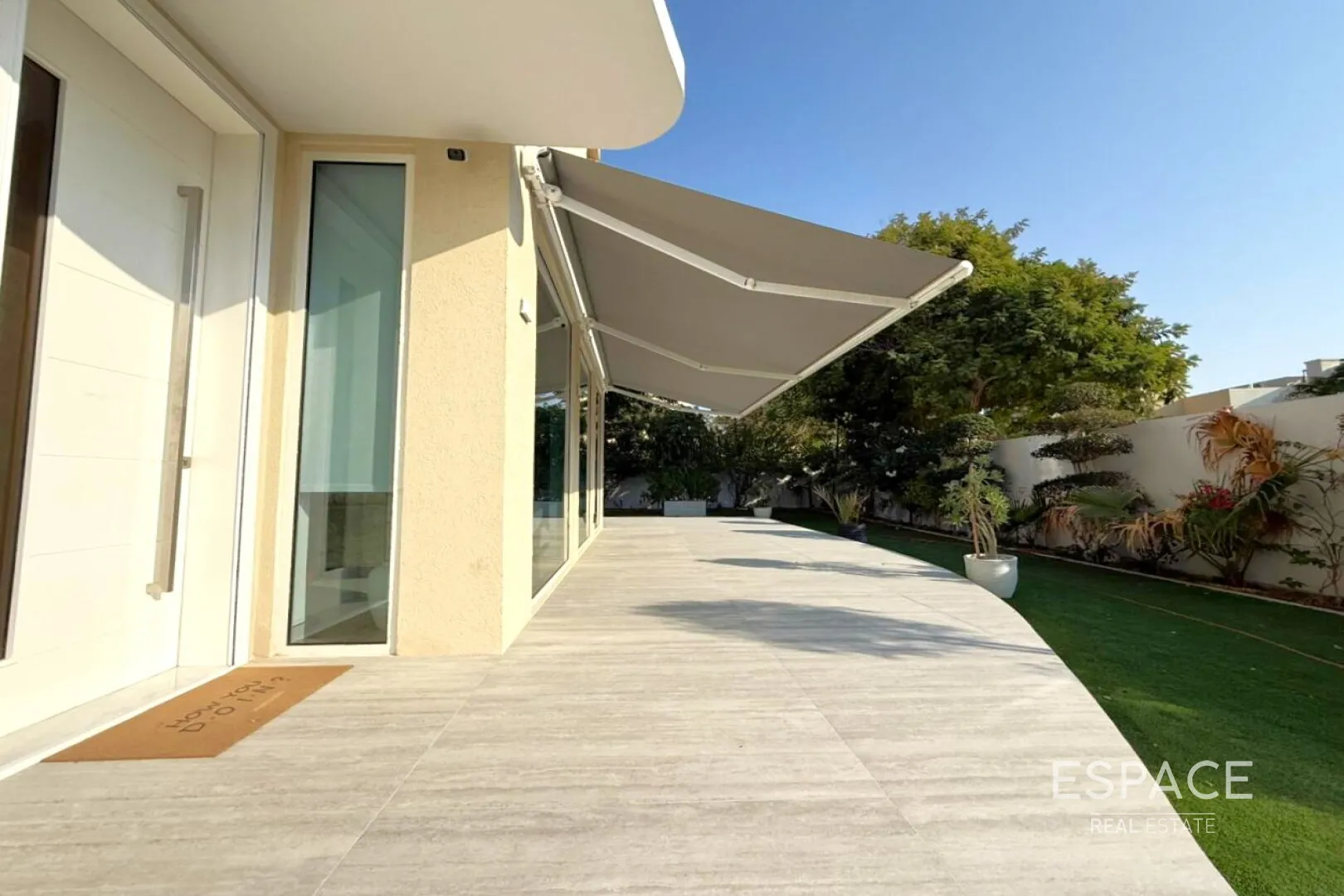 PropertiesGalleryCamera