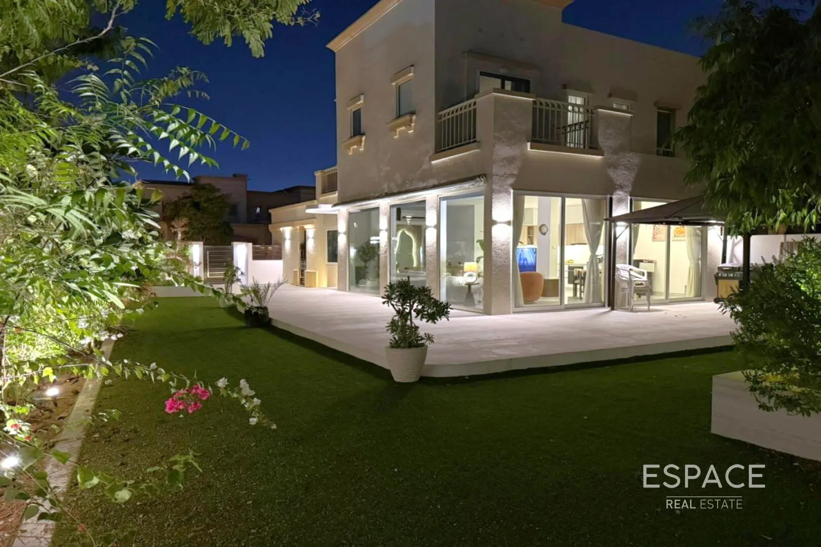 PropertiesGalleryCamera