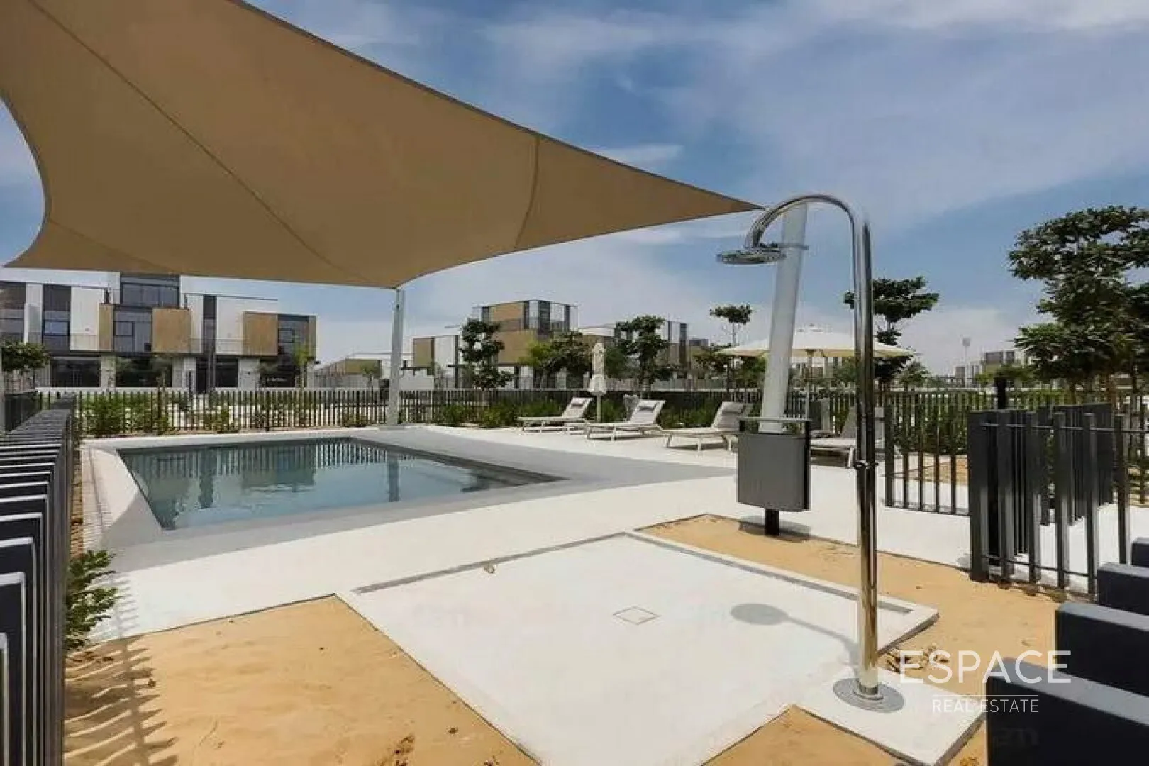 single static gallery