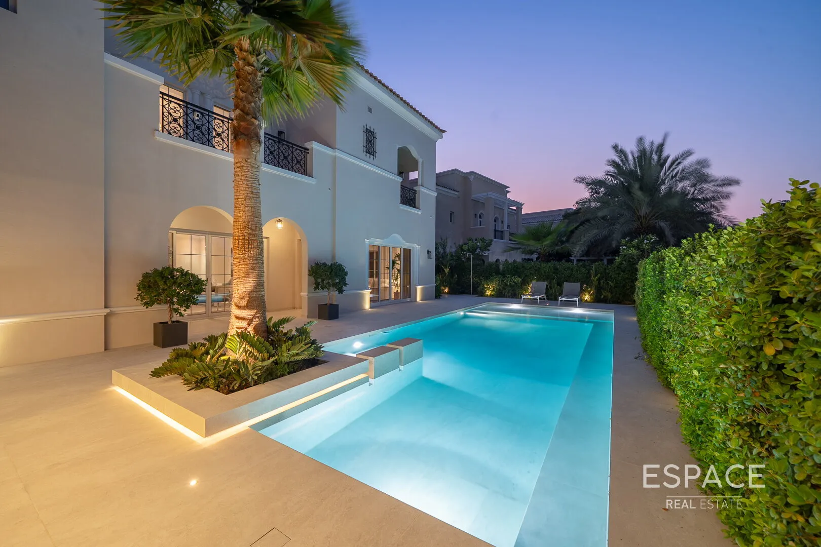 PropertiesGalleryCamera