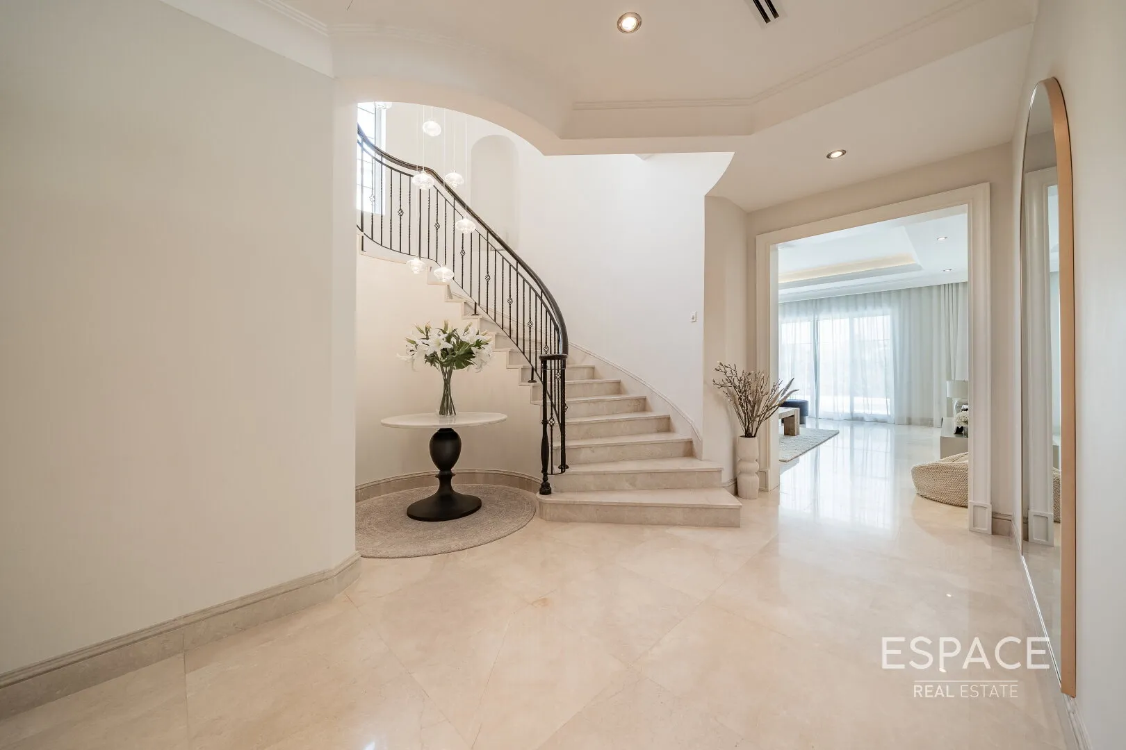 single static gallery