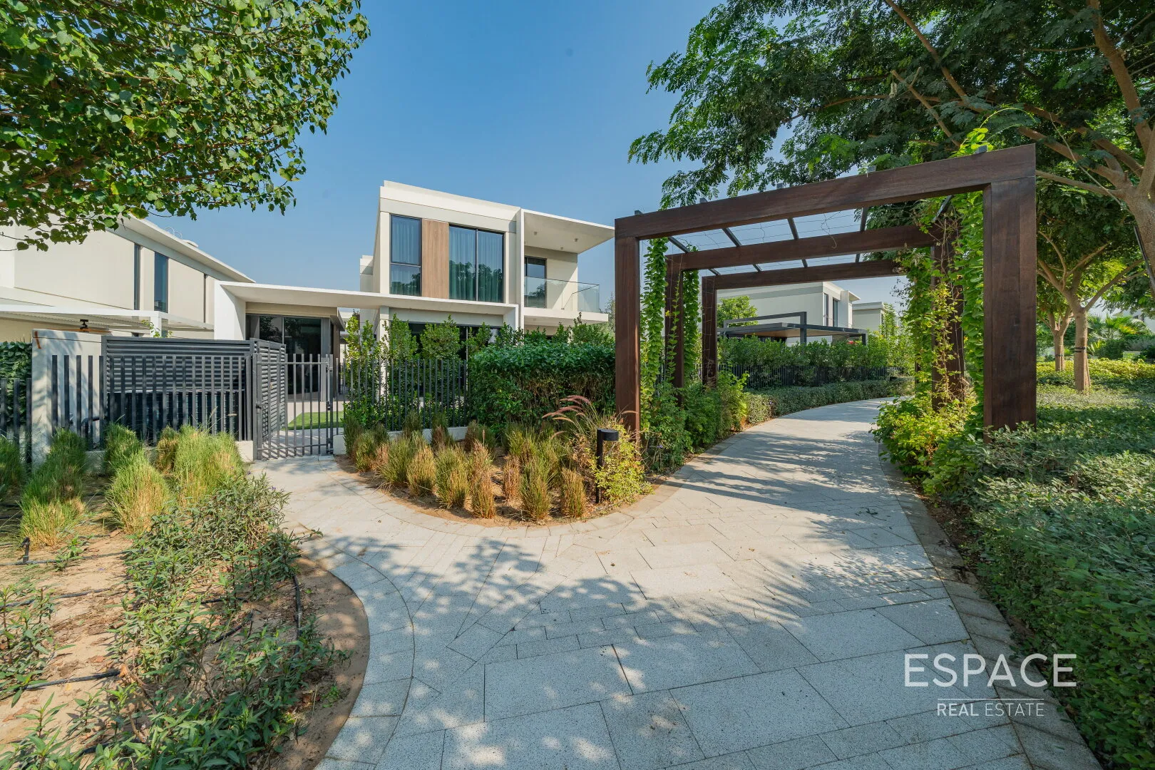 single static gallery