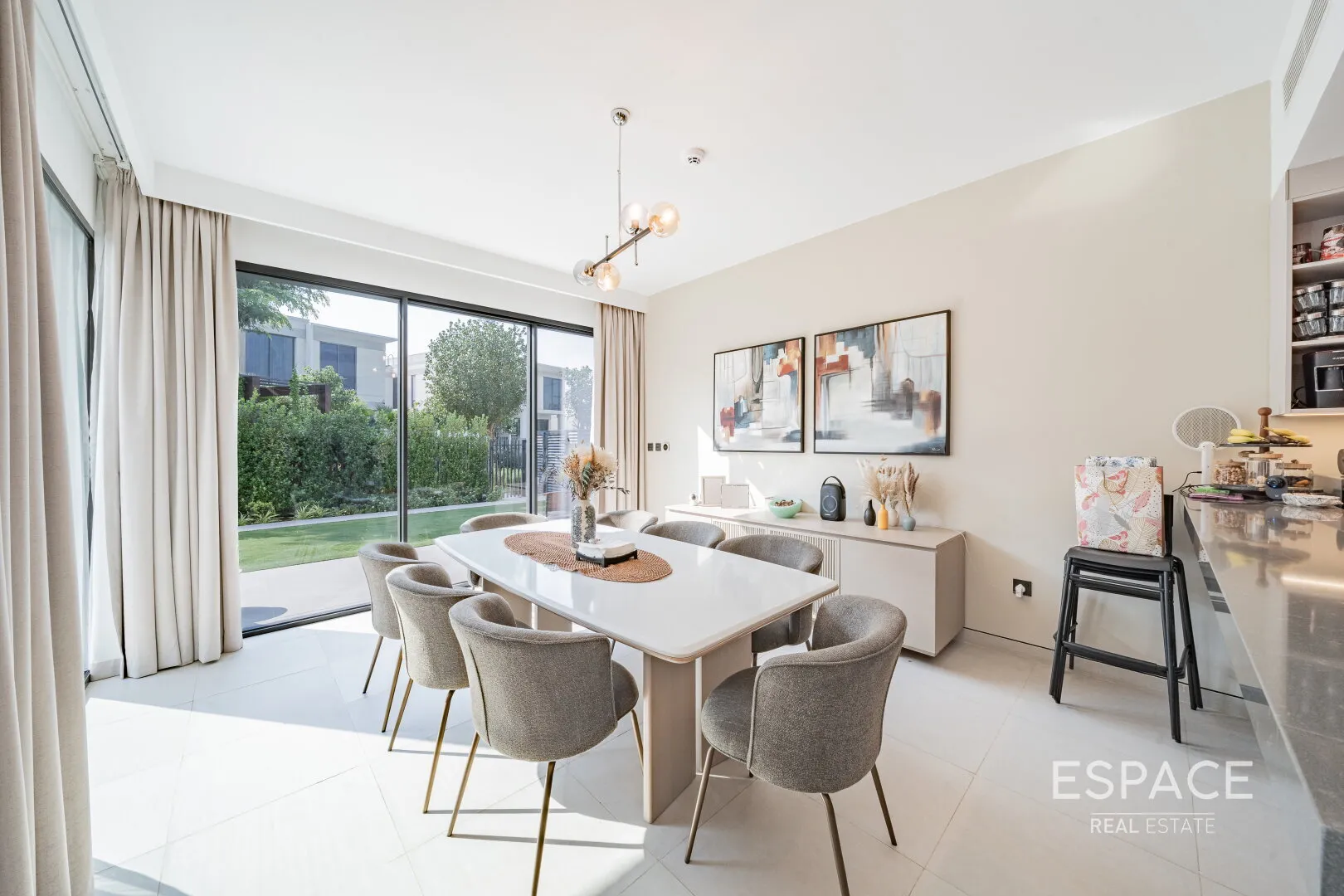 single static gallery