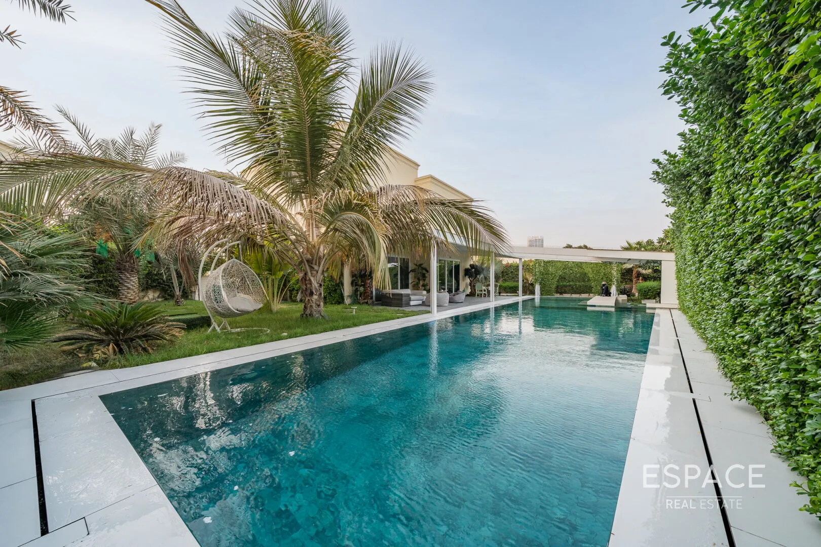 single static gallery