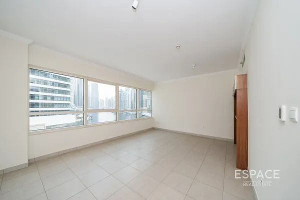 Marina Quay East, Dubai Marina, Dubai - Espace