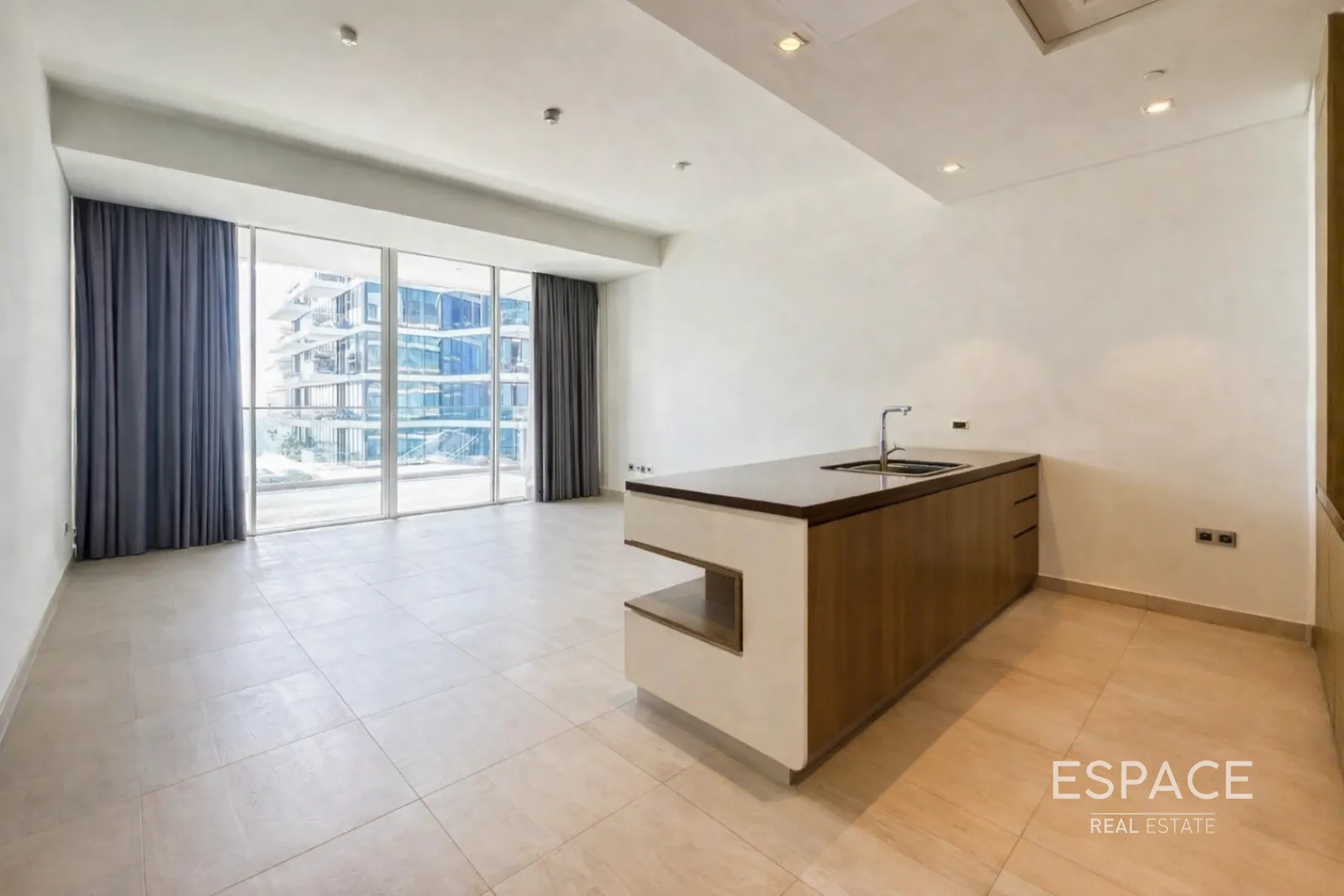 single static gallery