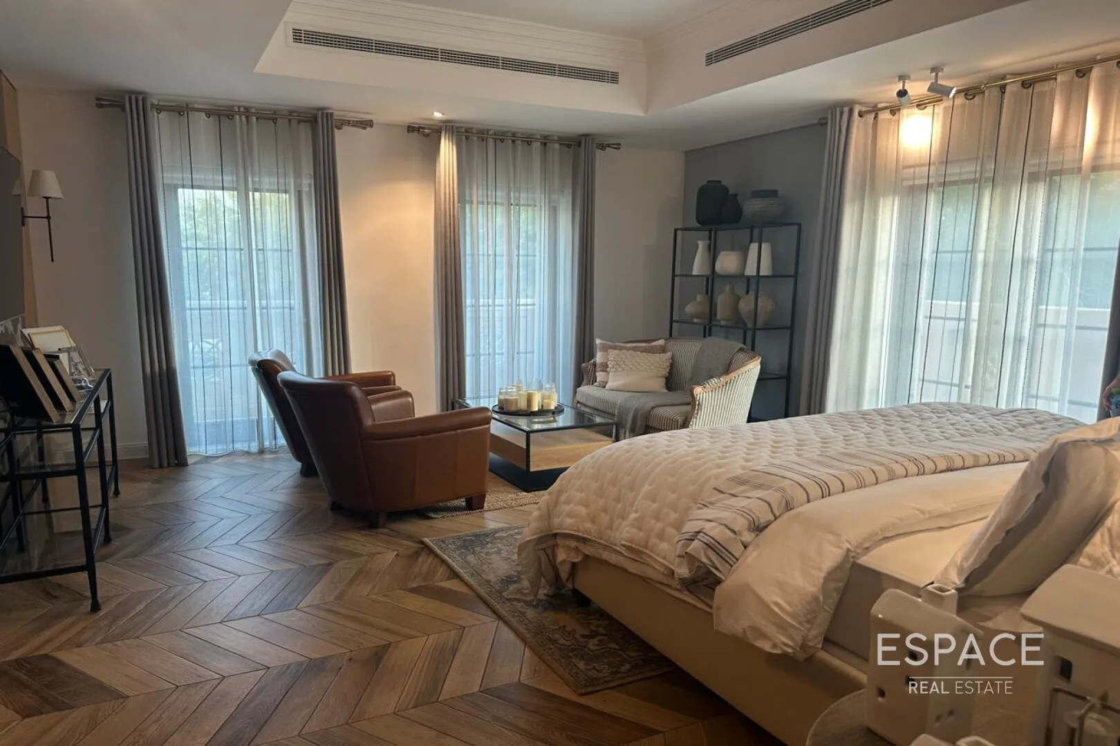 PropertiesGalleryCamera