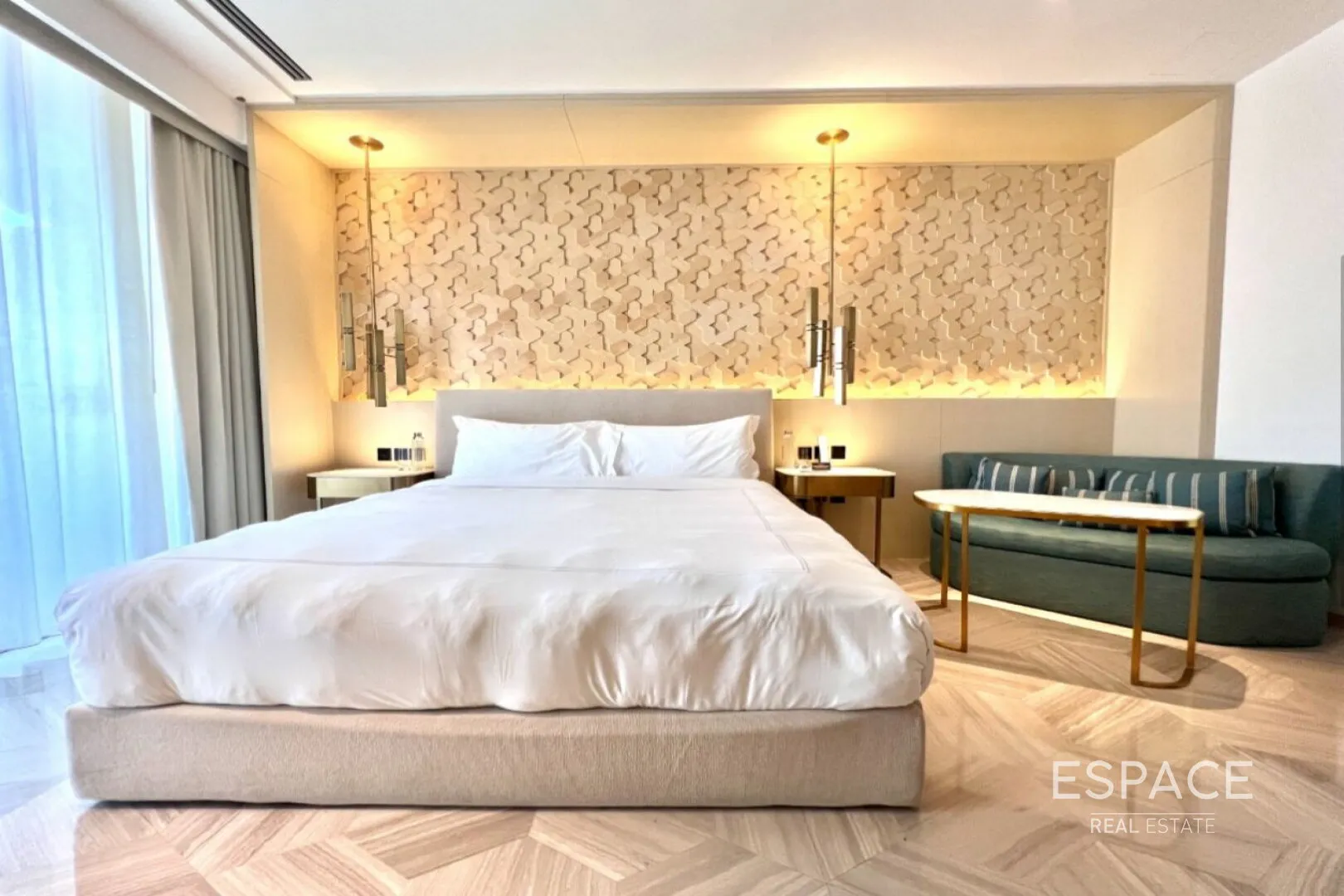 single static gallery