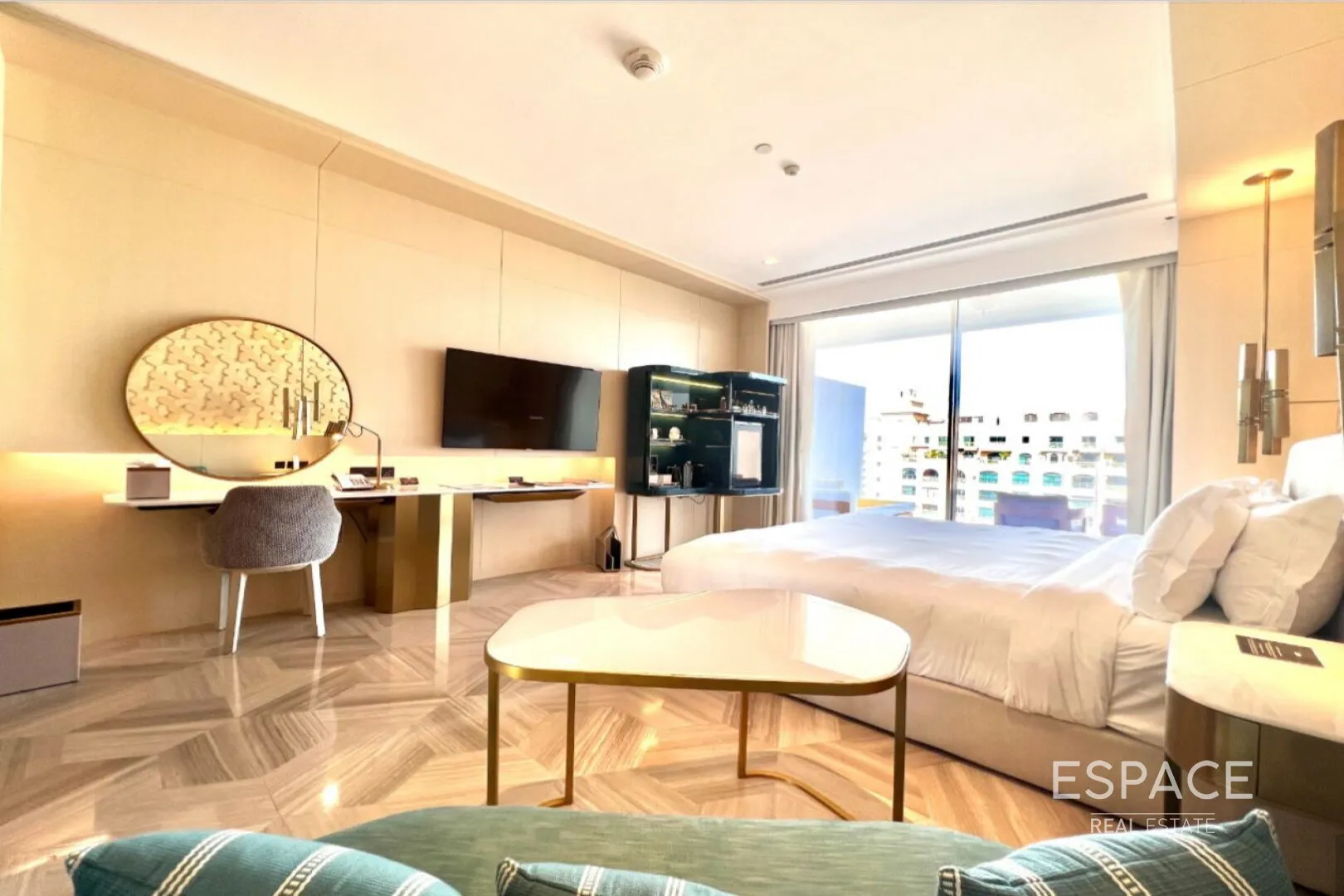 single static gallery