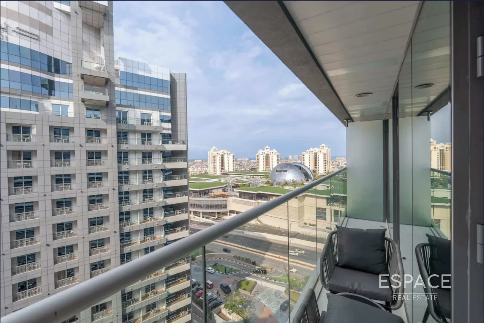 single static gallery