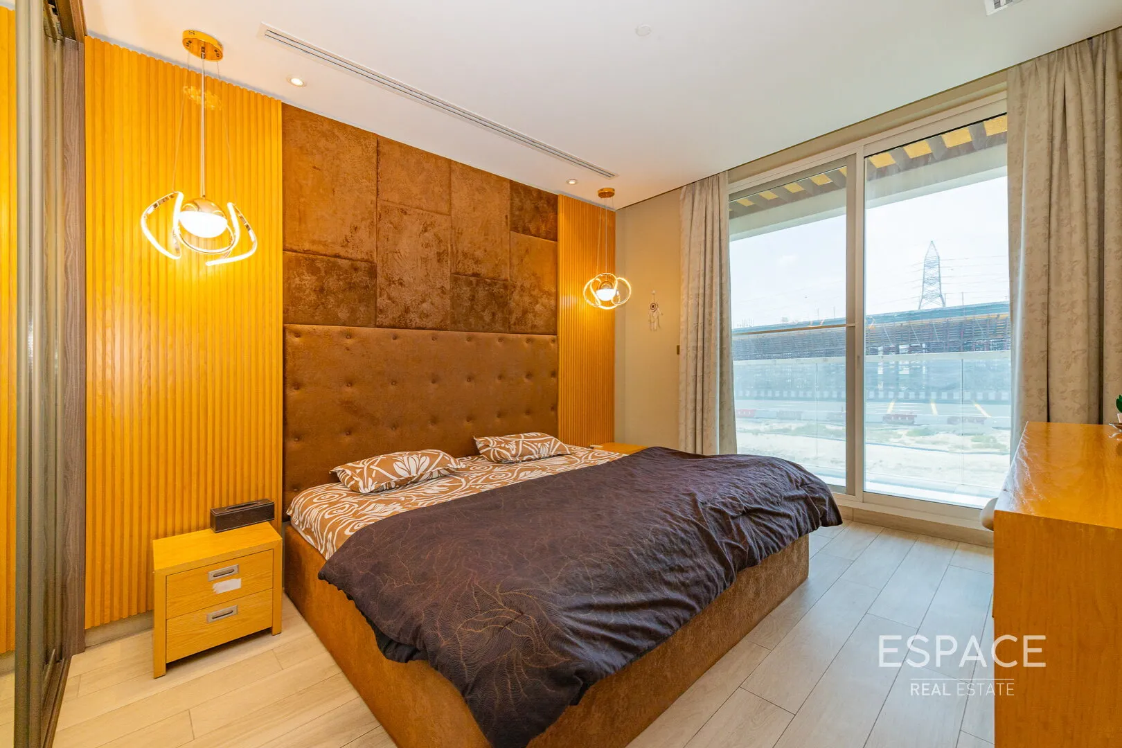 PropertiesGalleryCamera