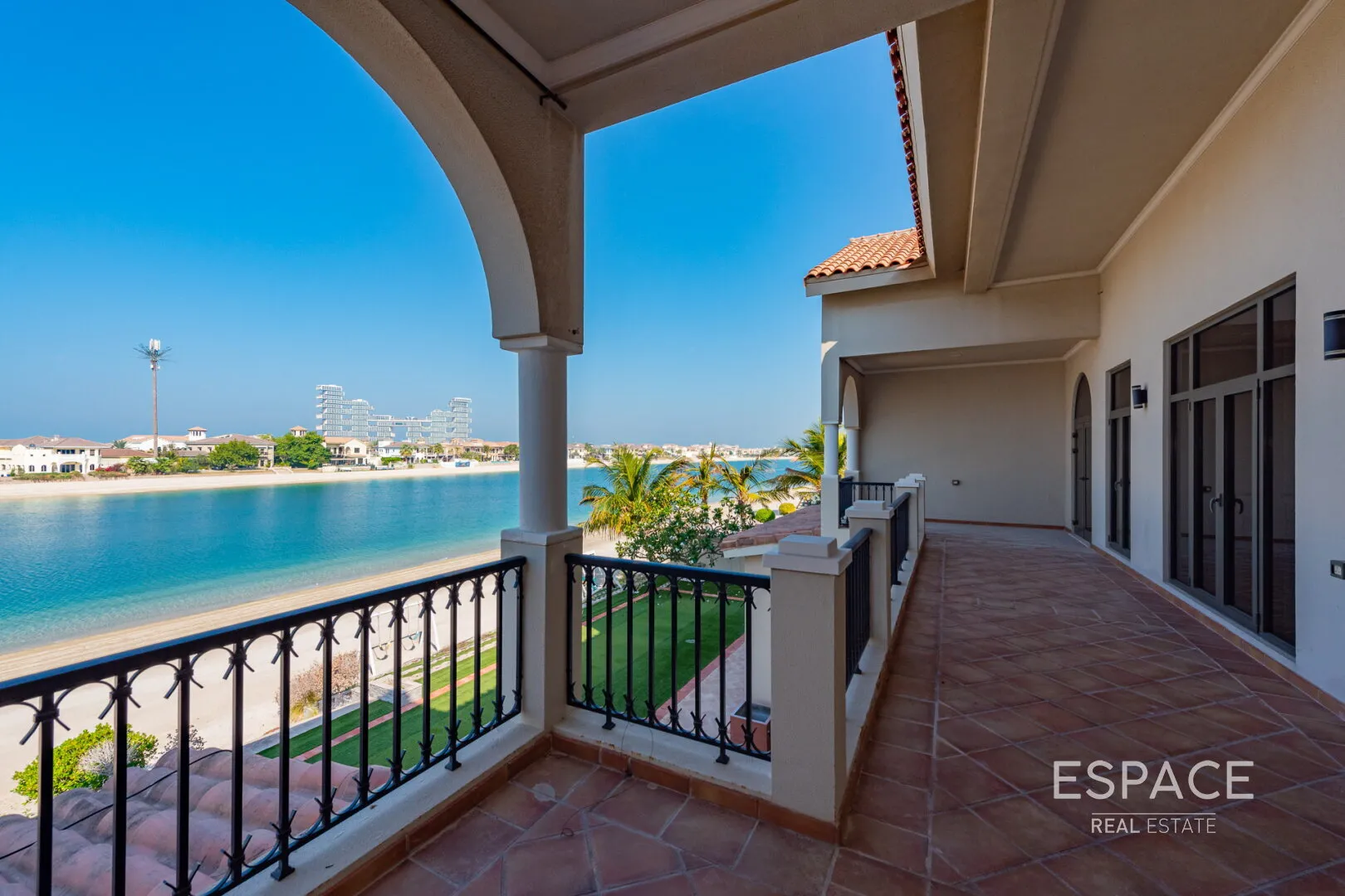 PropertiesGalleryCamera