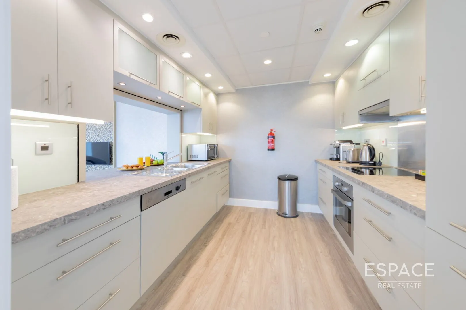 PropertiesGalleryCamera