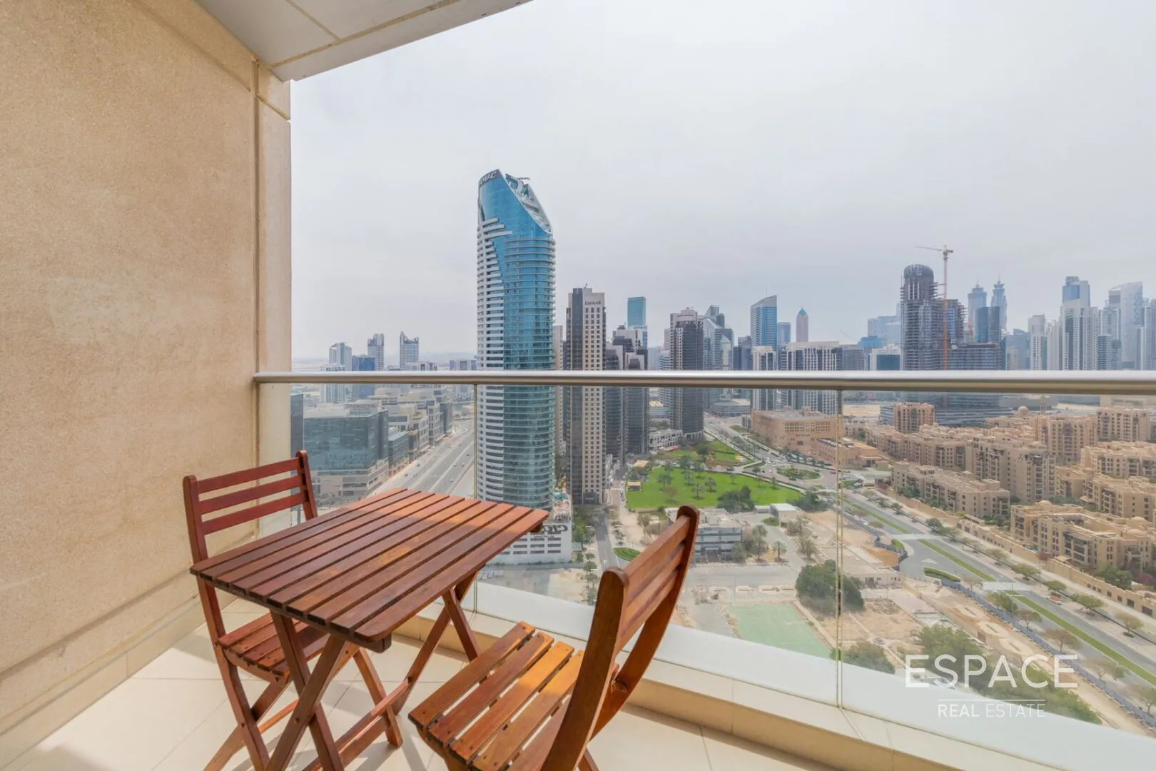 single static gallery