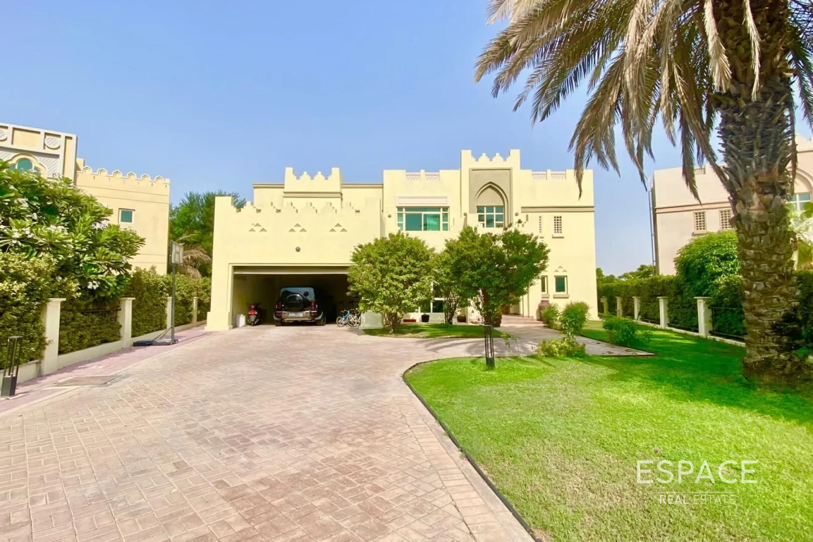 PropertiesGalleryCamera