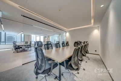 Prime Business Centre, Jumeirah Village Circle, Dubai - Espace