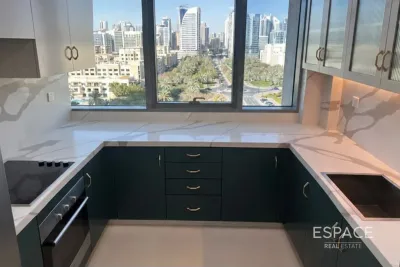 Golf Tower 3, The Views, Dubai - Espace