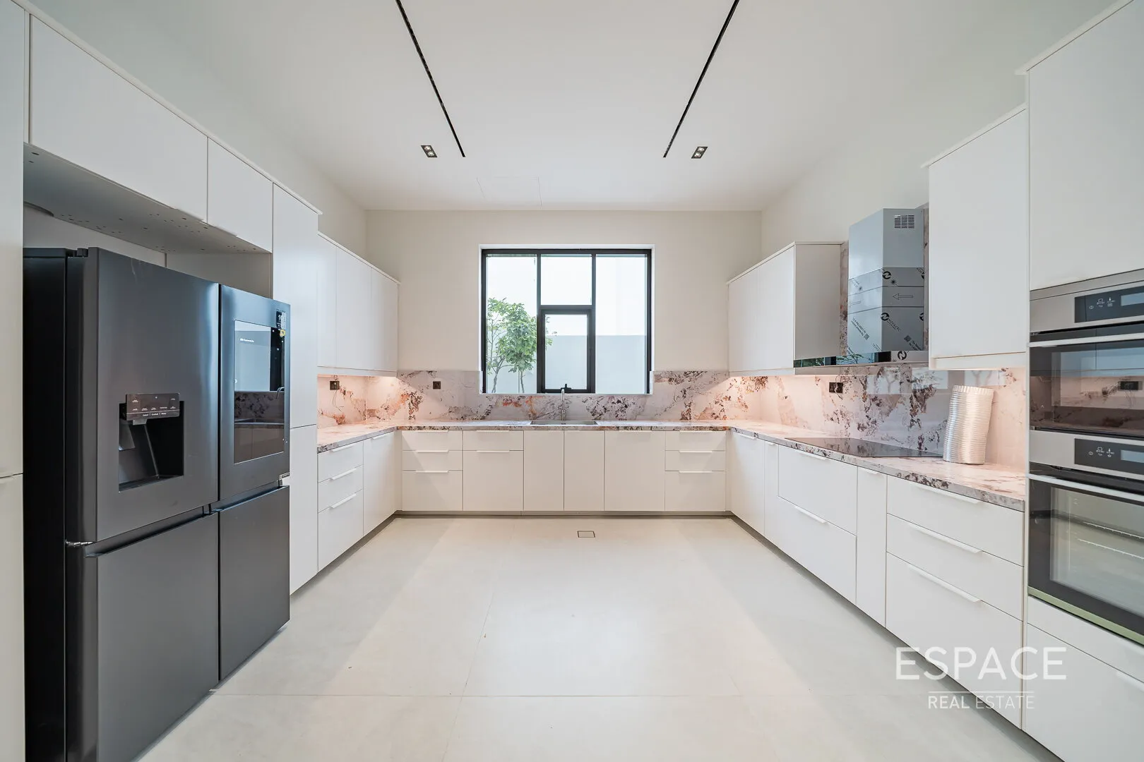 single static gallery