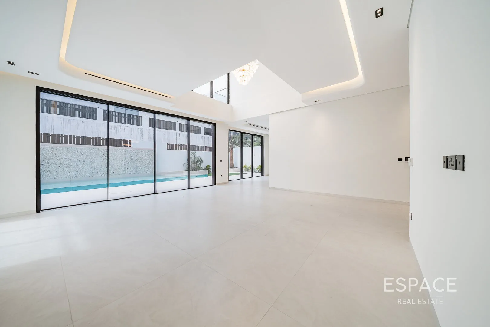 single static gallery