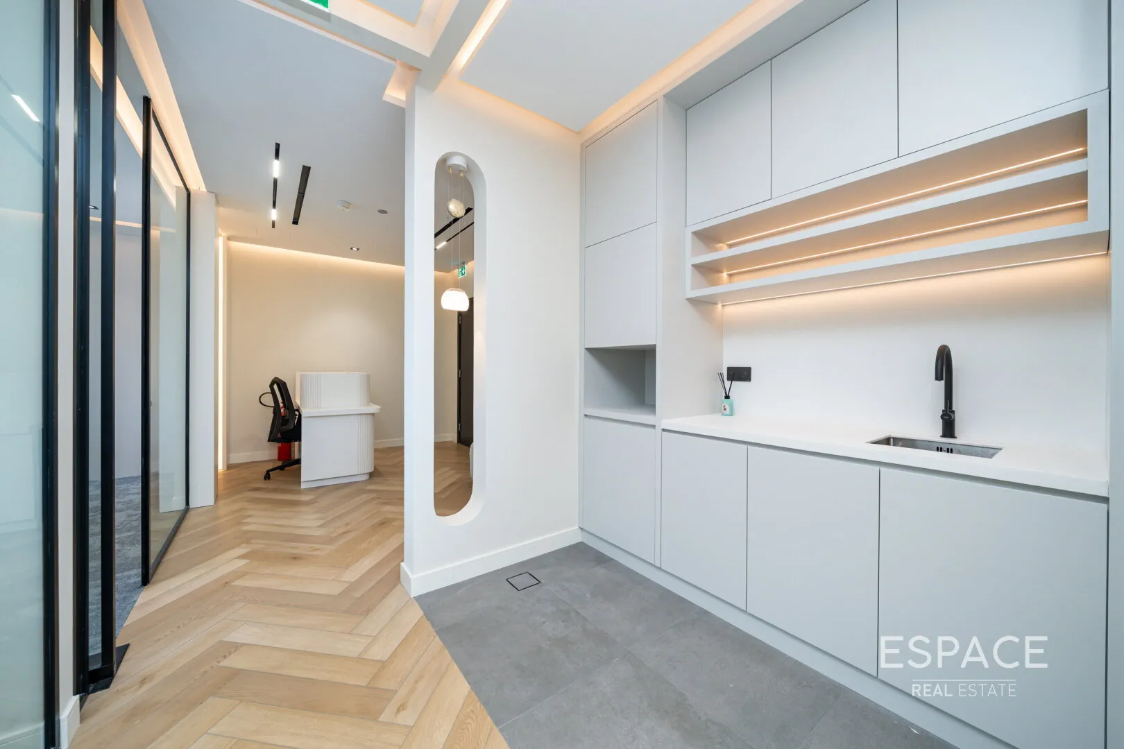 PropertiesGalleryCamera