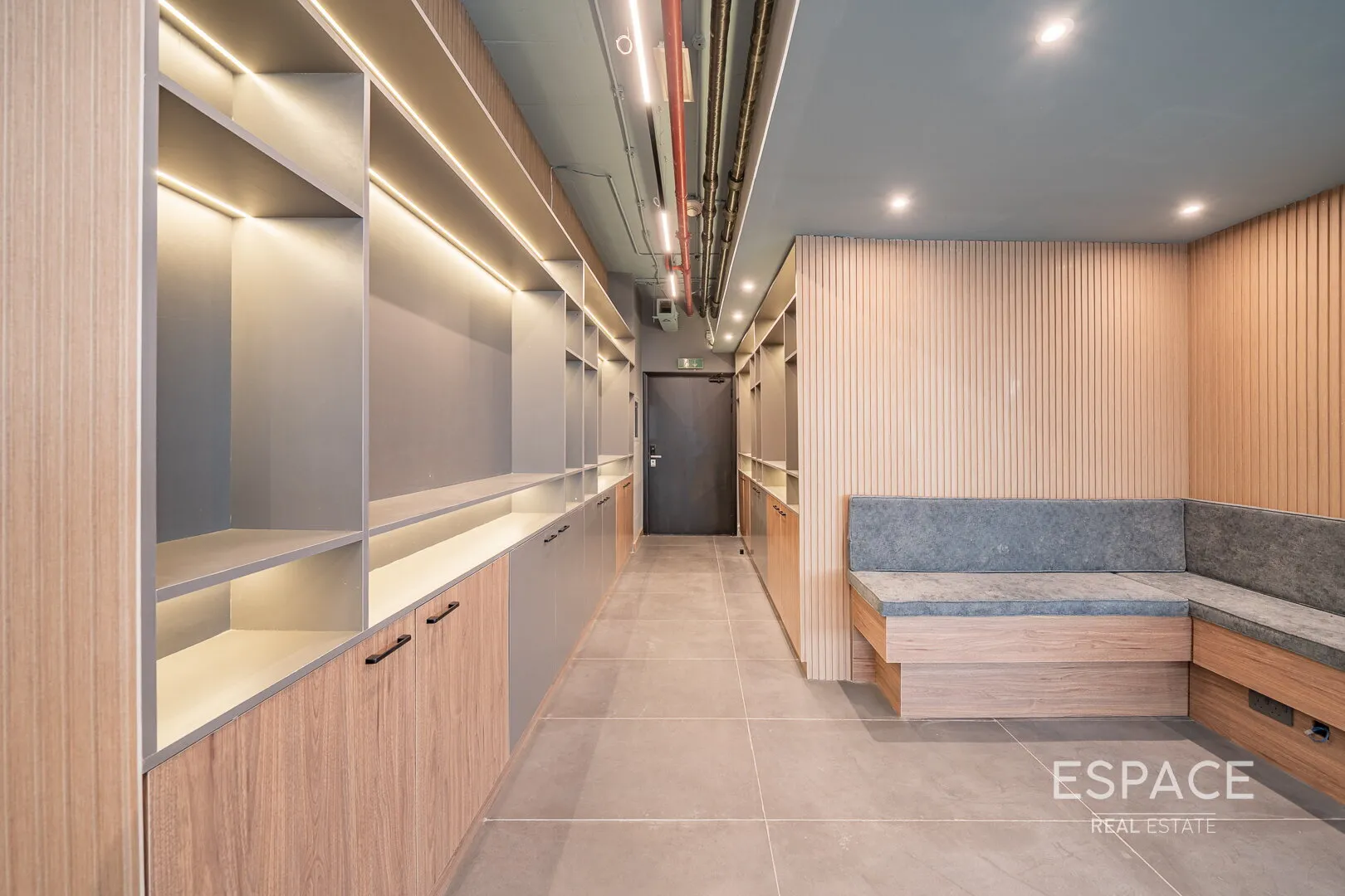 single static gallery