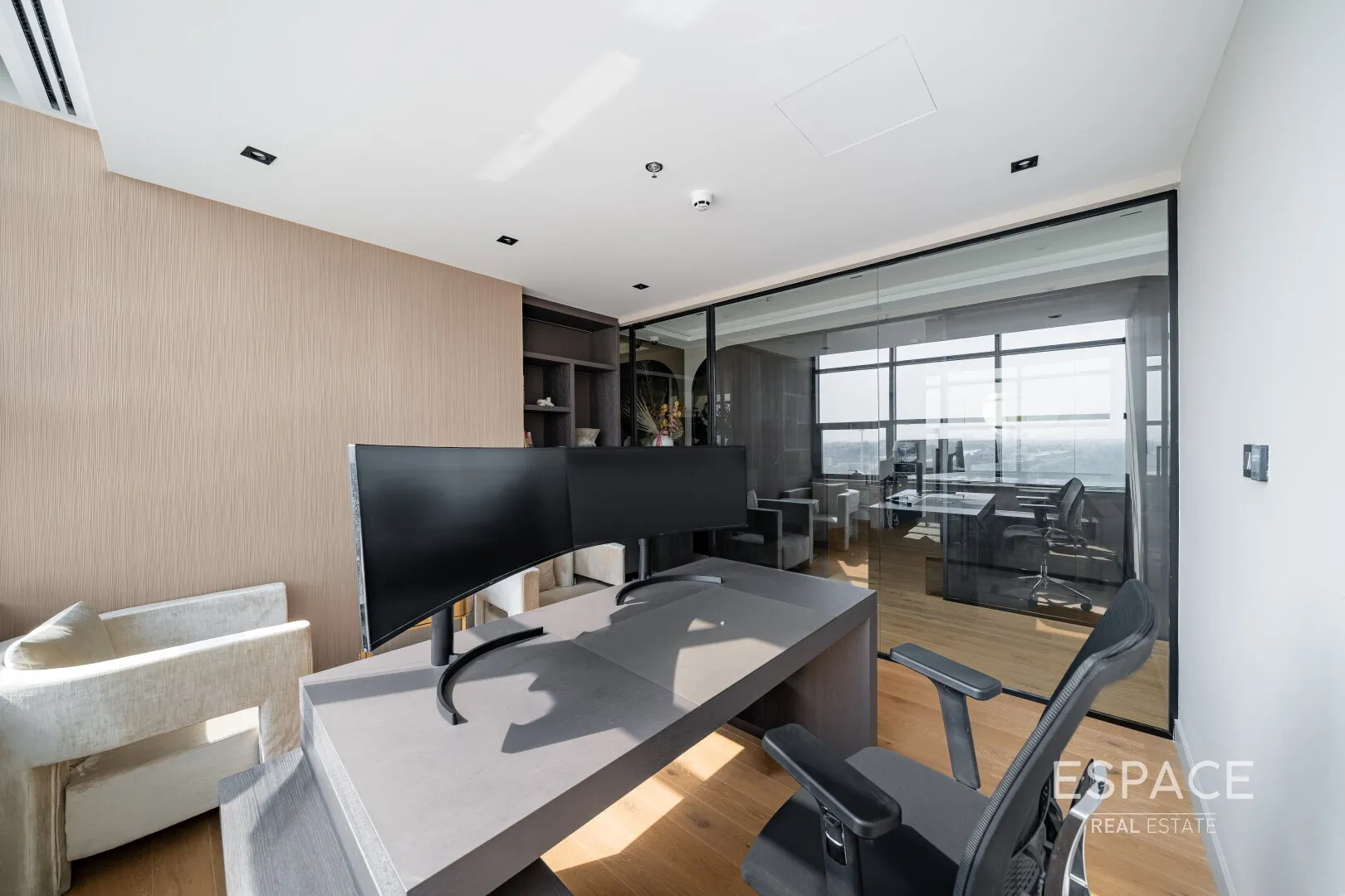 PropertiesGalleryCamera