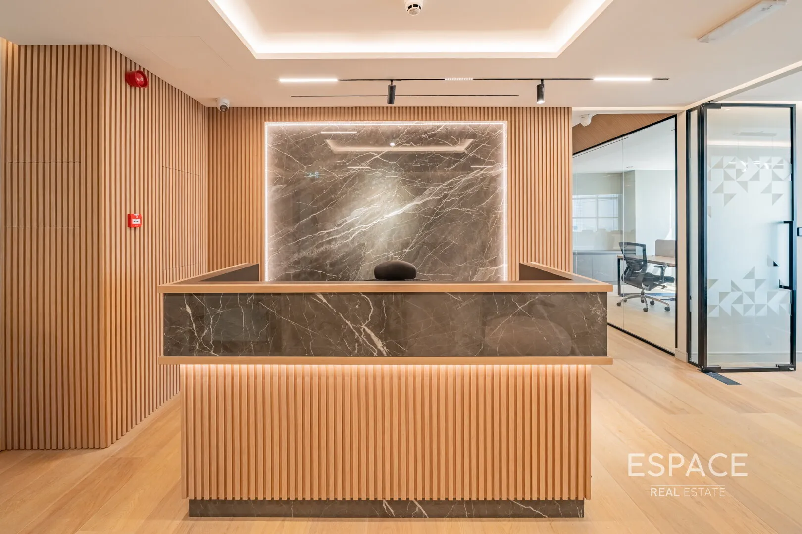 PropertiesGalleryCamera