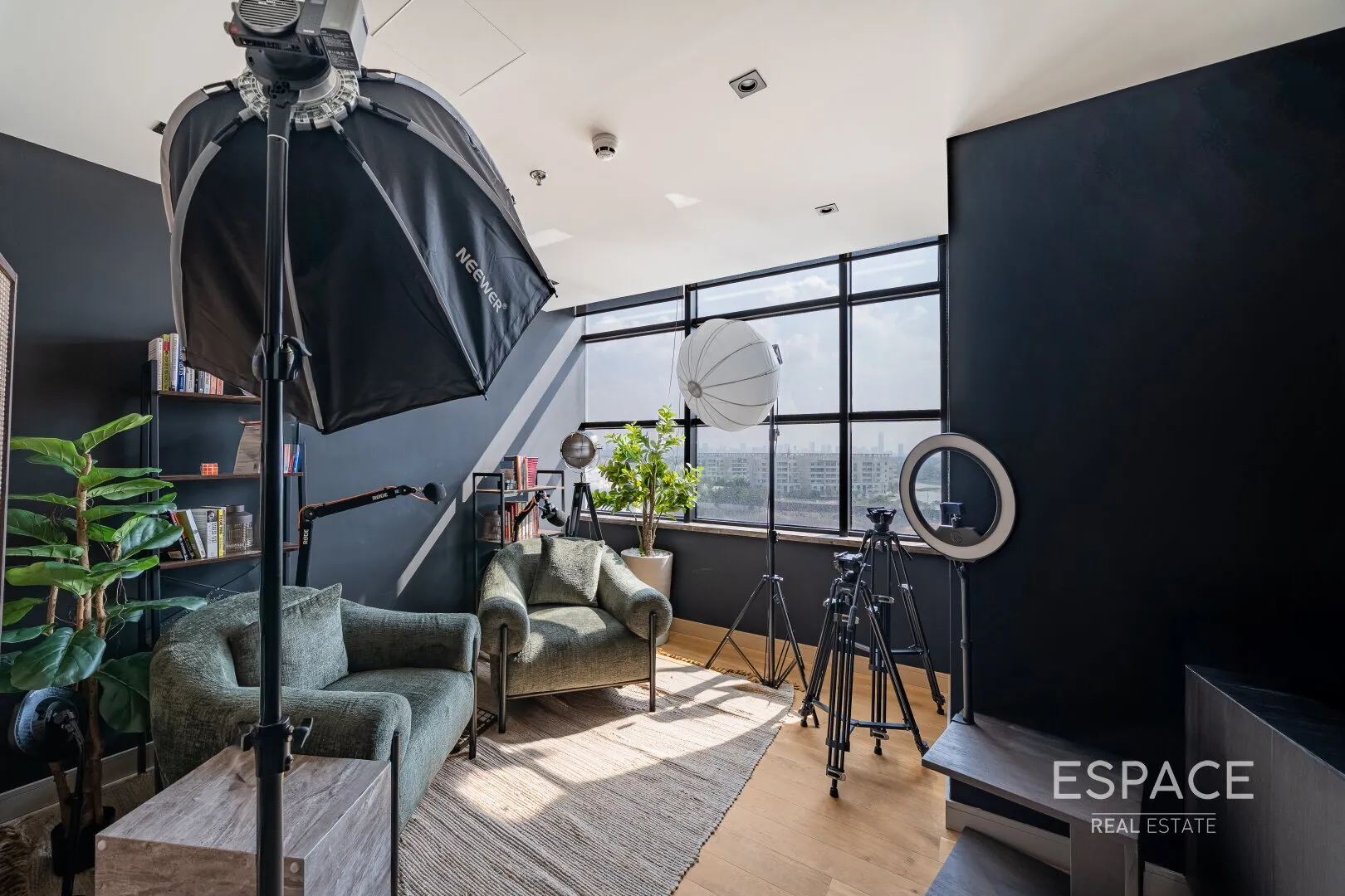 PropertiesGalleryCamera