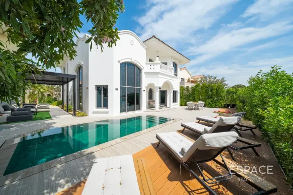 Frond C, Palm Jumeirah, Dubai - Espace