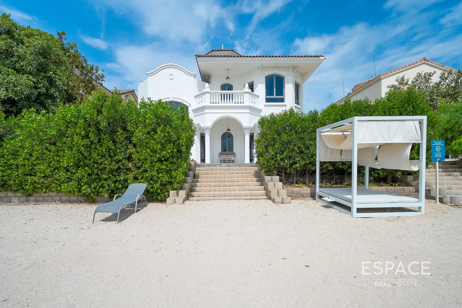 PropertiesGalleryCamera