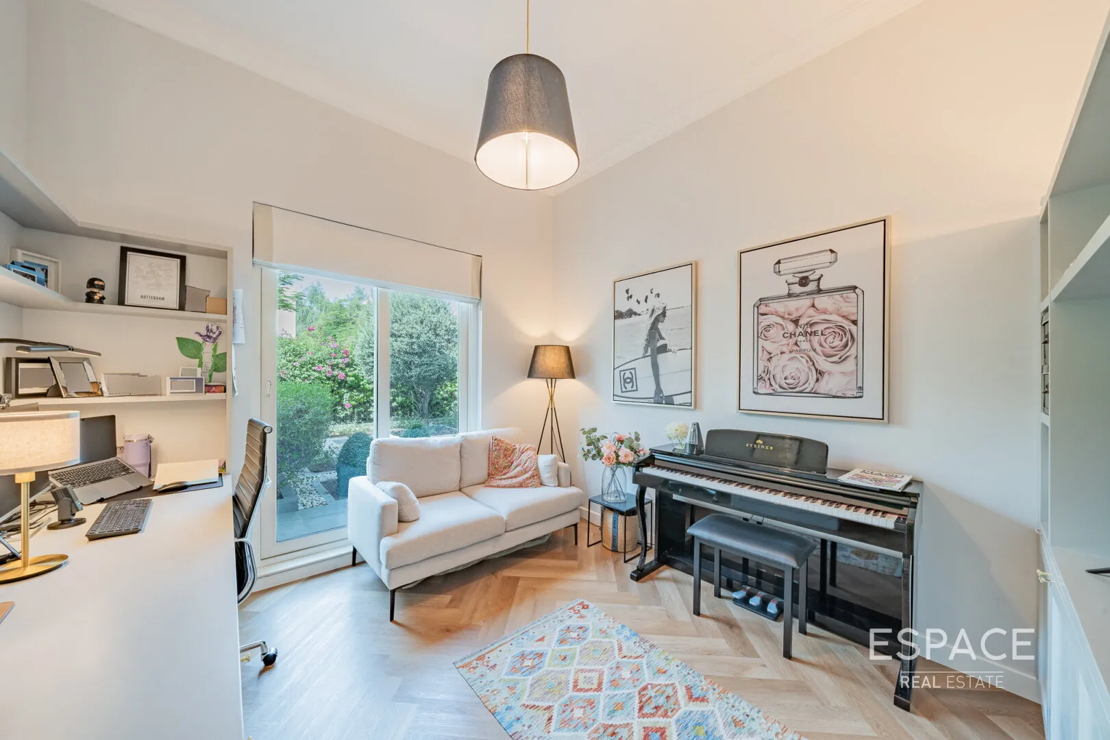 PropertiesGalleryCamera