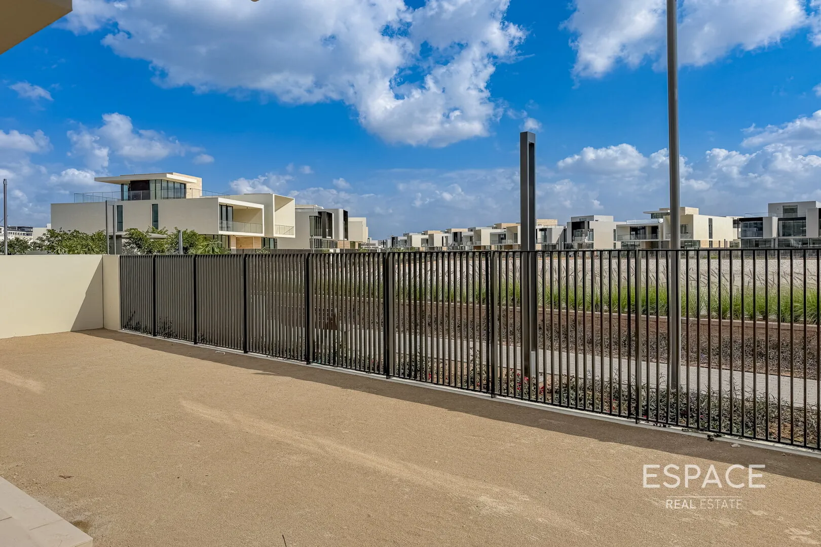 single static gallery