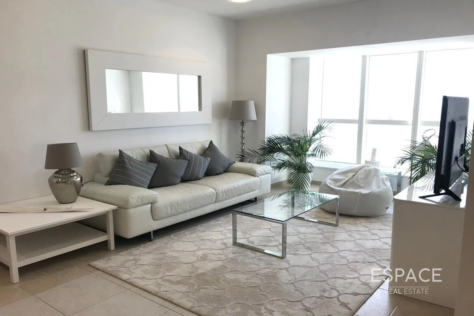 single static gallery