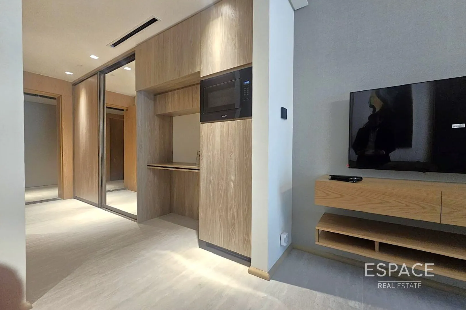 single static gallery