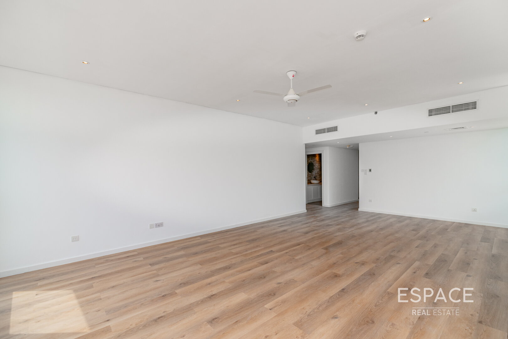 single static gallery