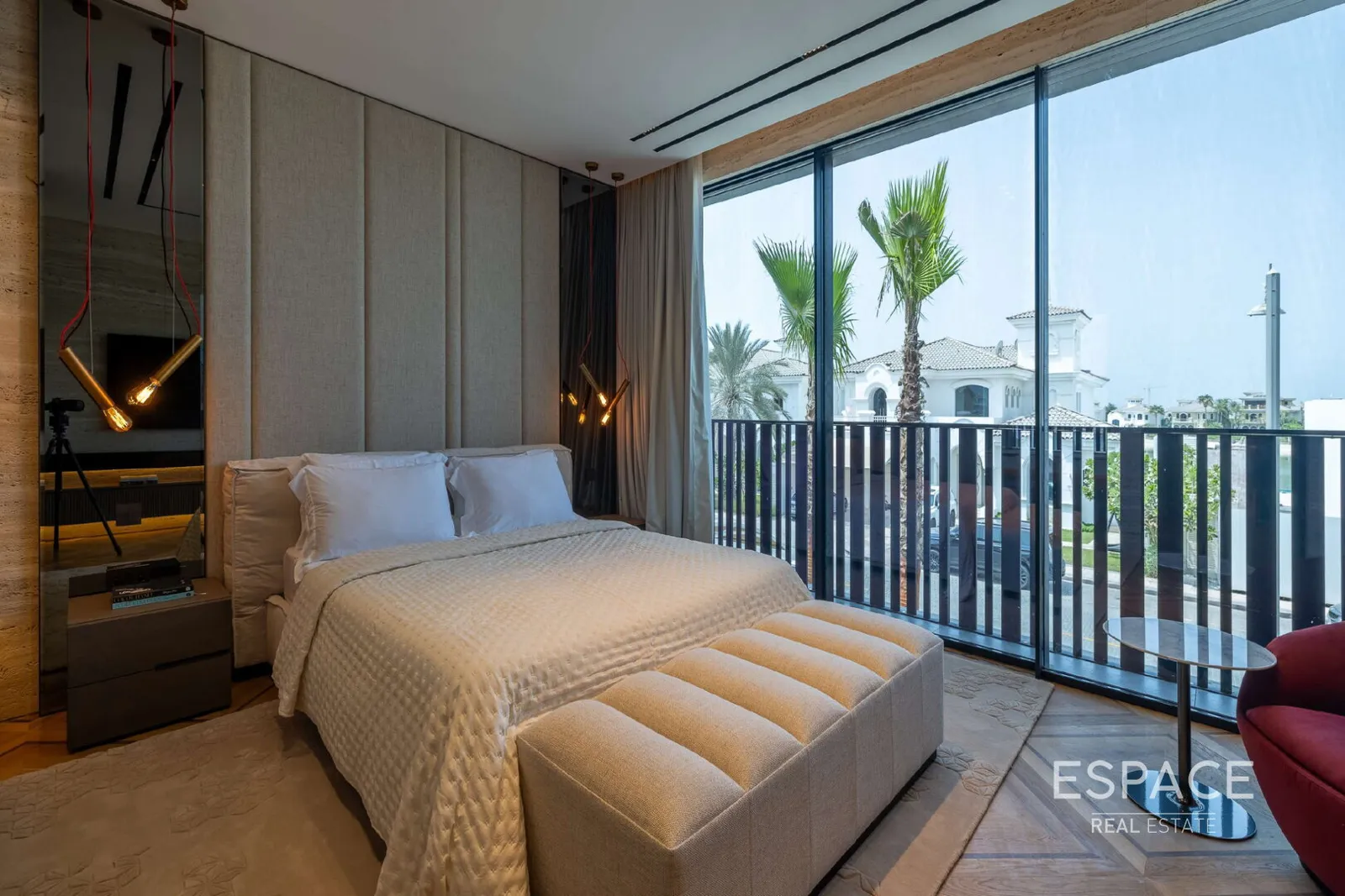 PropertiesGalleryCamera