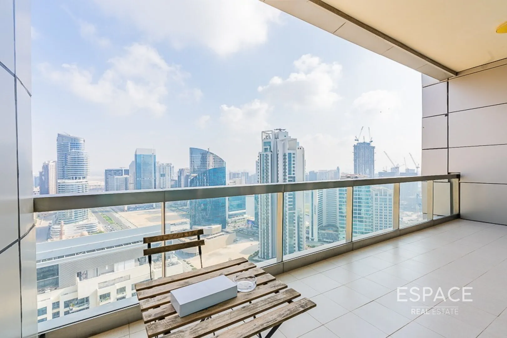 single static gallery