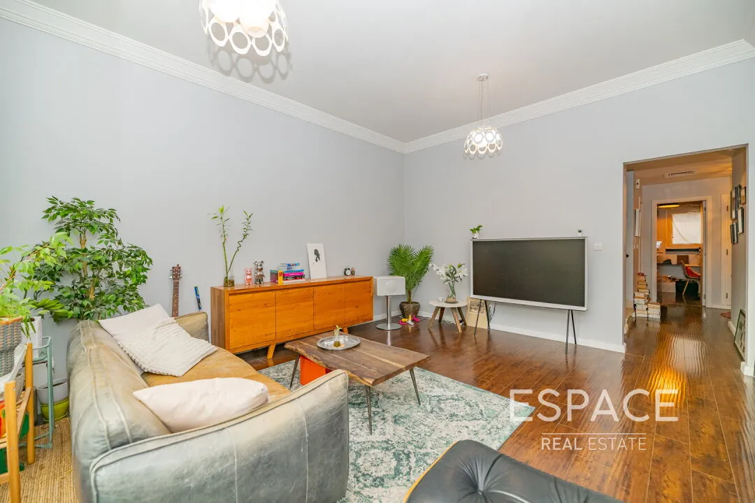 single static gallery