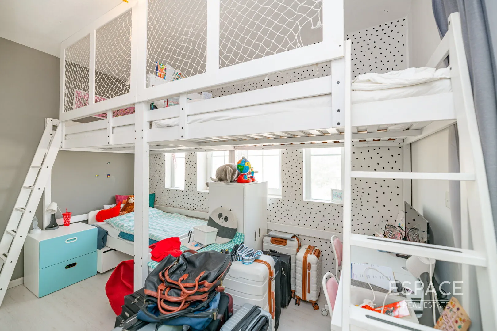 PropertiesGalleryCamera