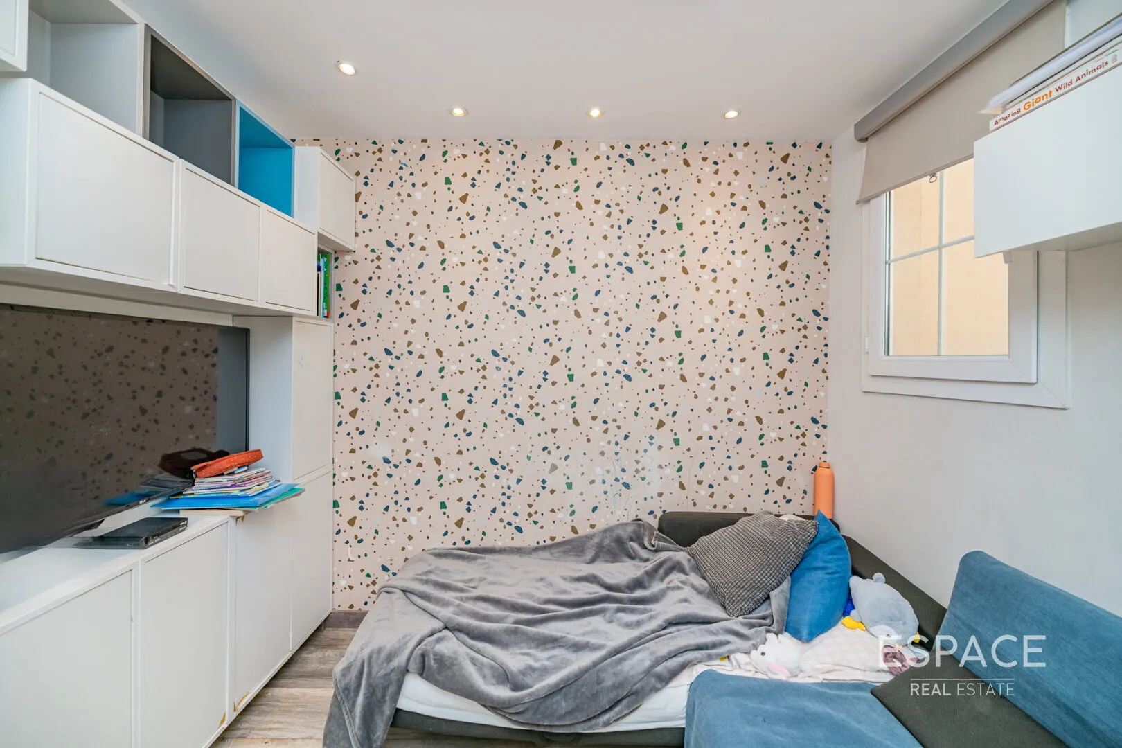 PropertiesGalleryCamera