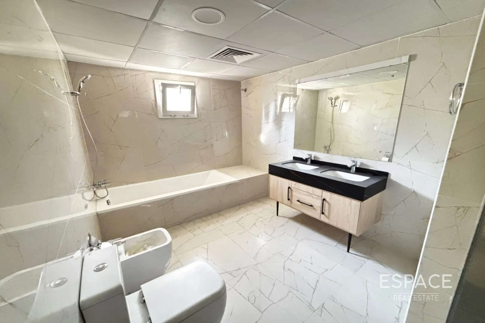 single static gallery