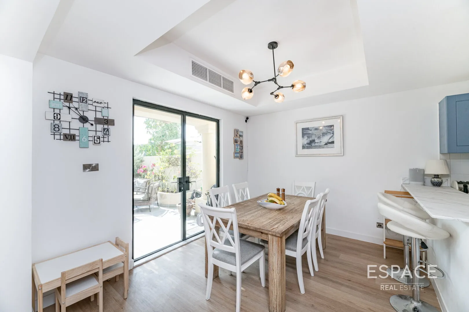 single static gallery