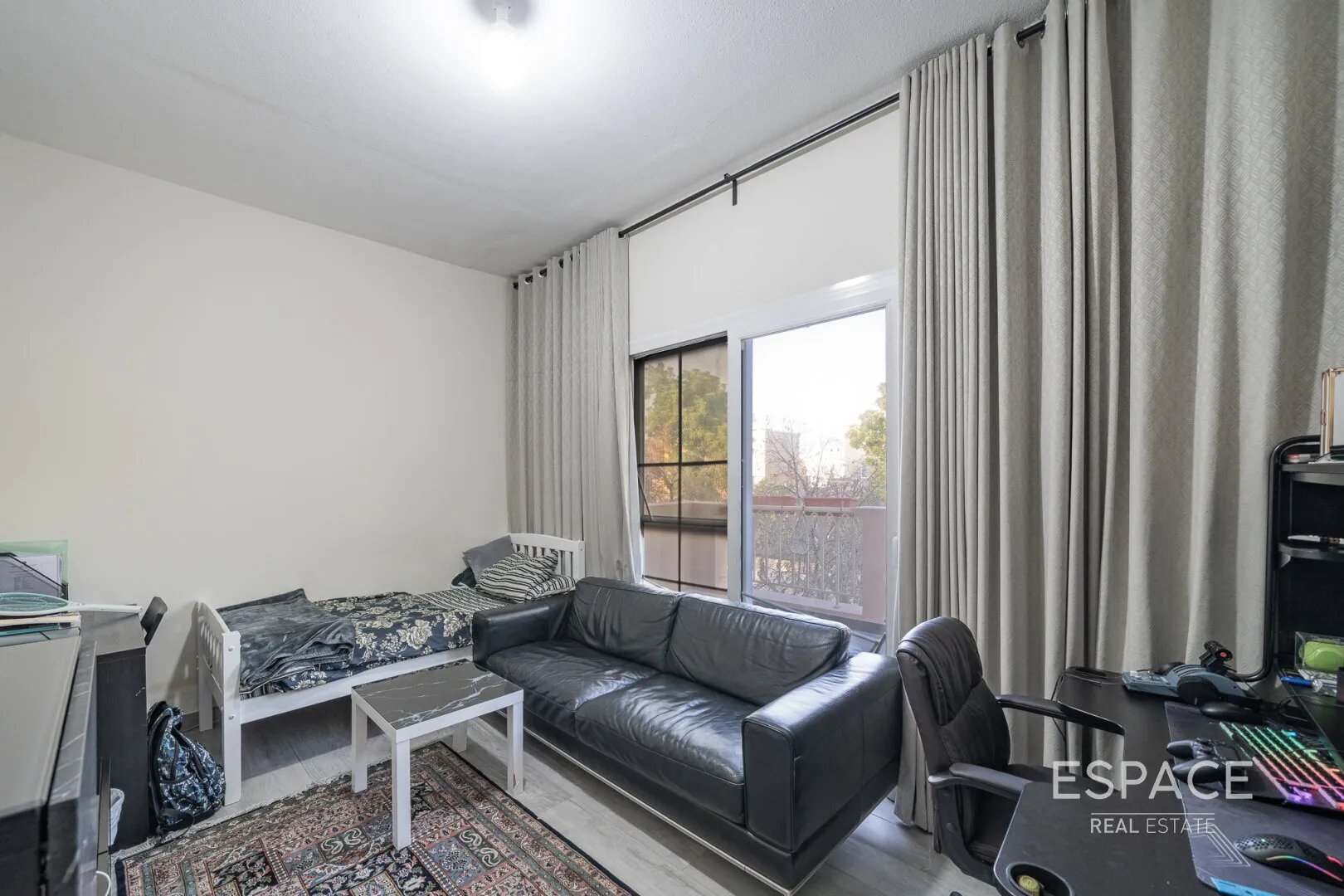 PropertiesGalleryCamera