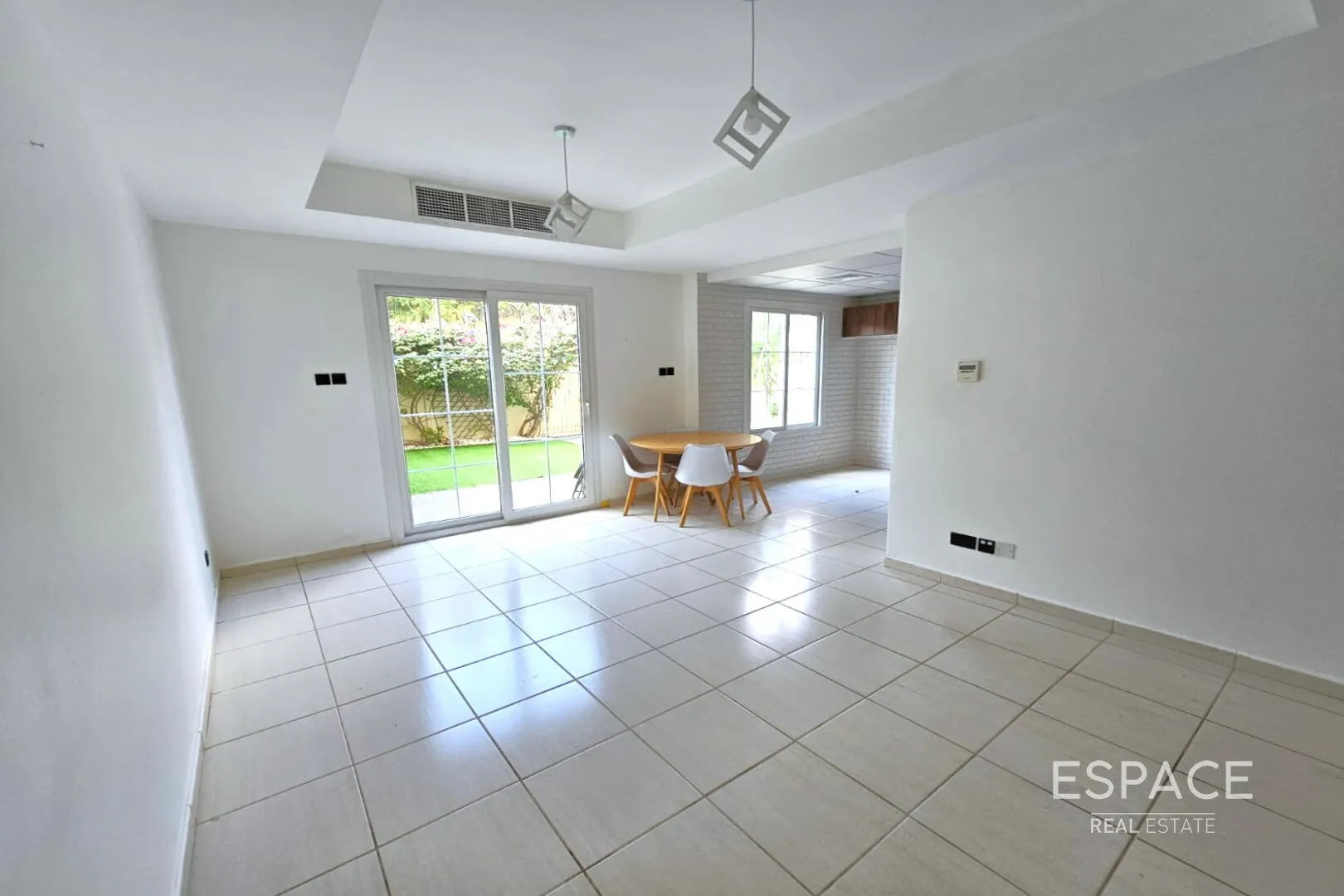 single static gallery