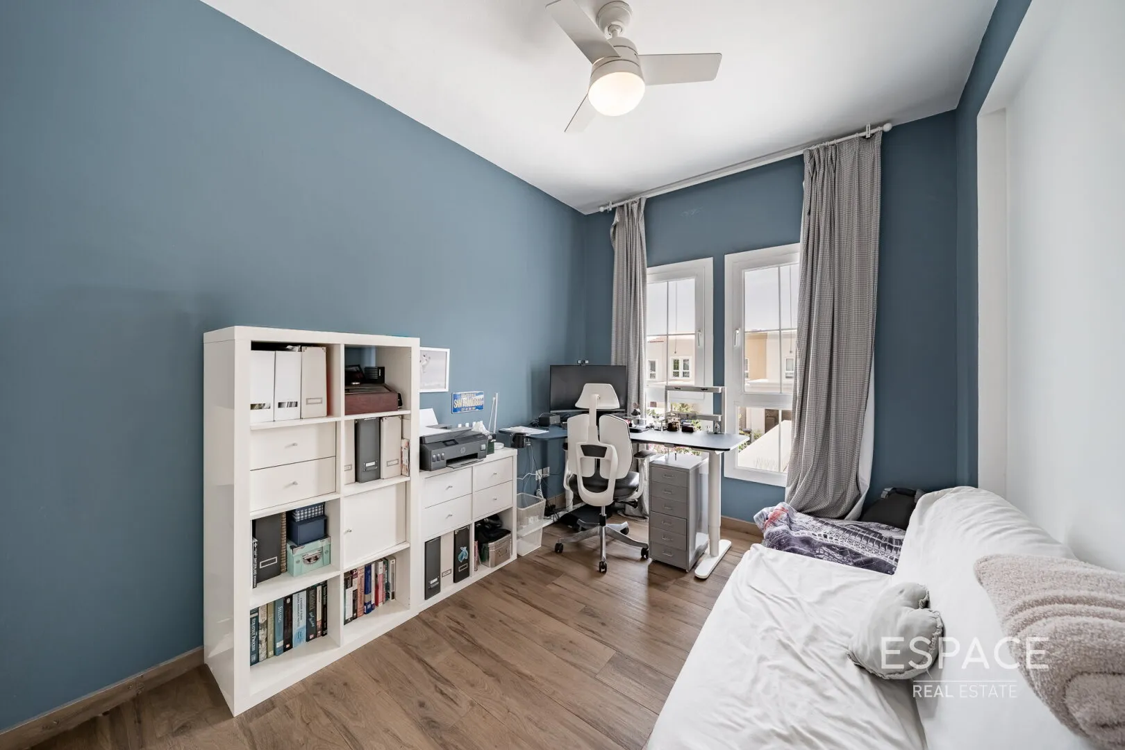 PropertiesGalleryCamera