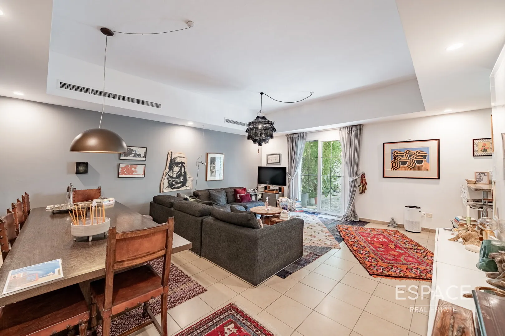 single static gallery