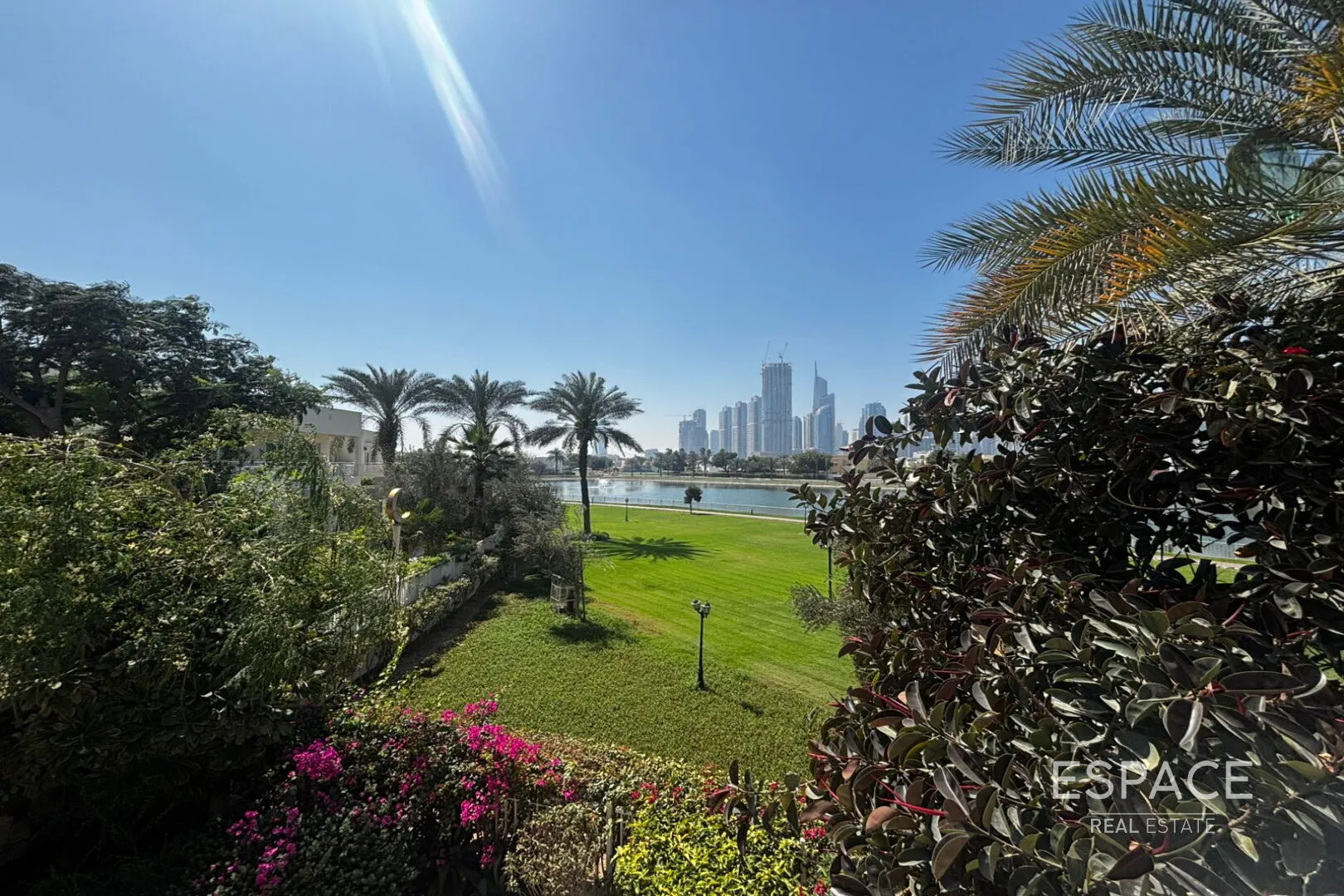 single static gallery