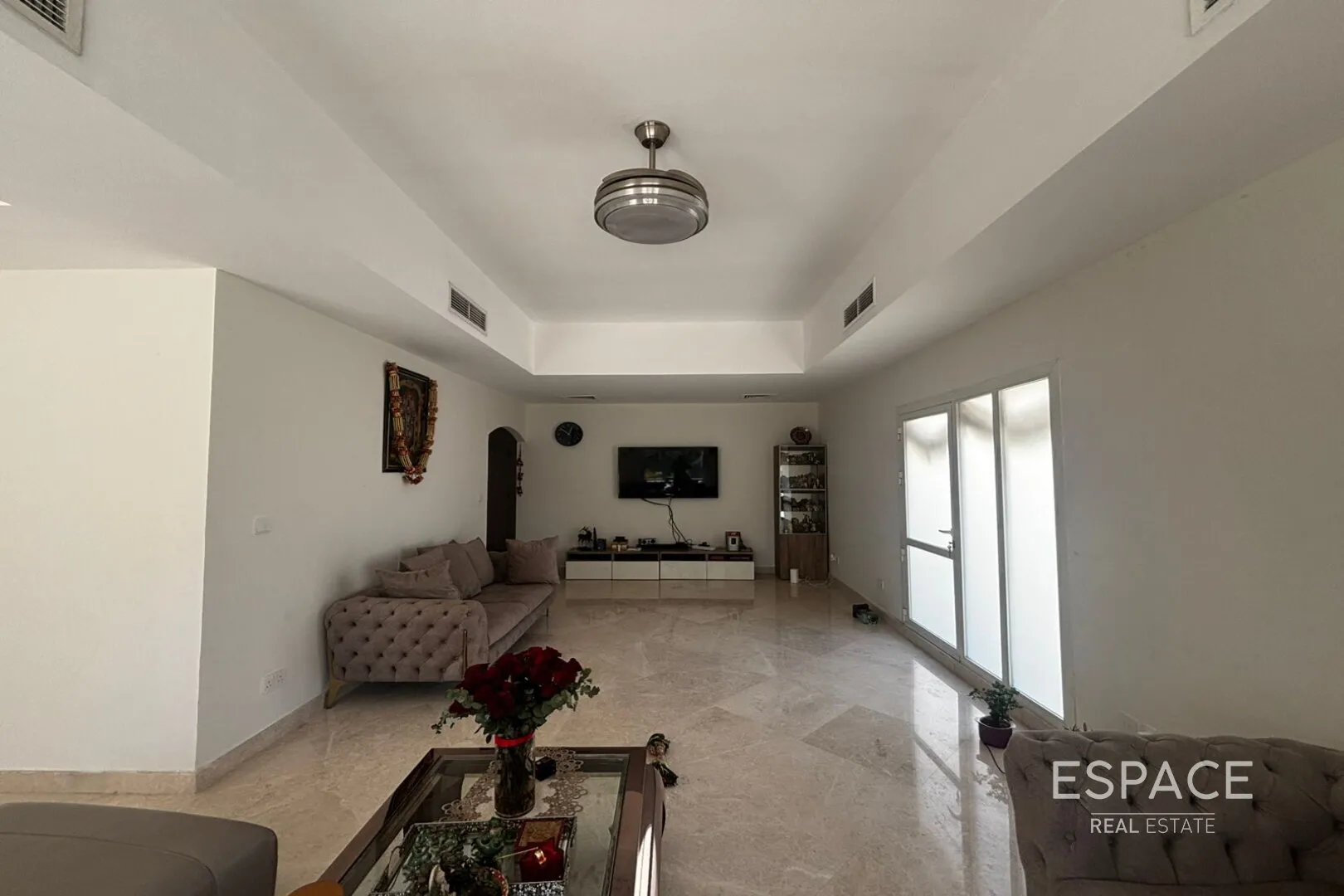 single static gallery