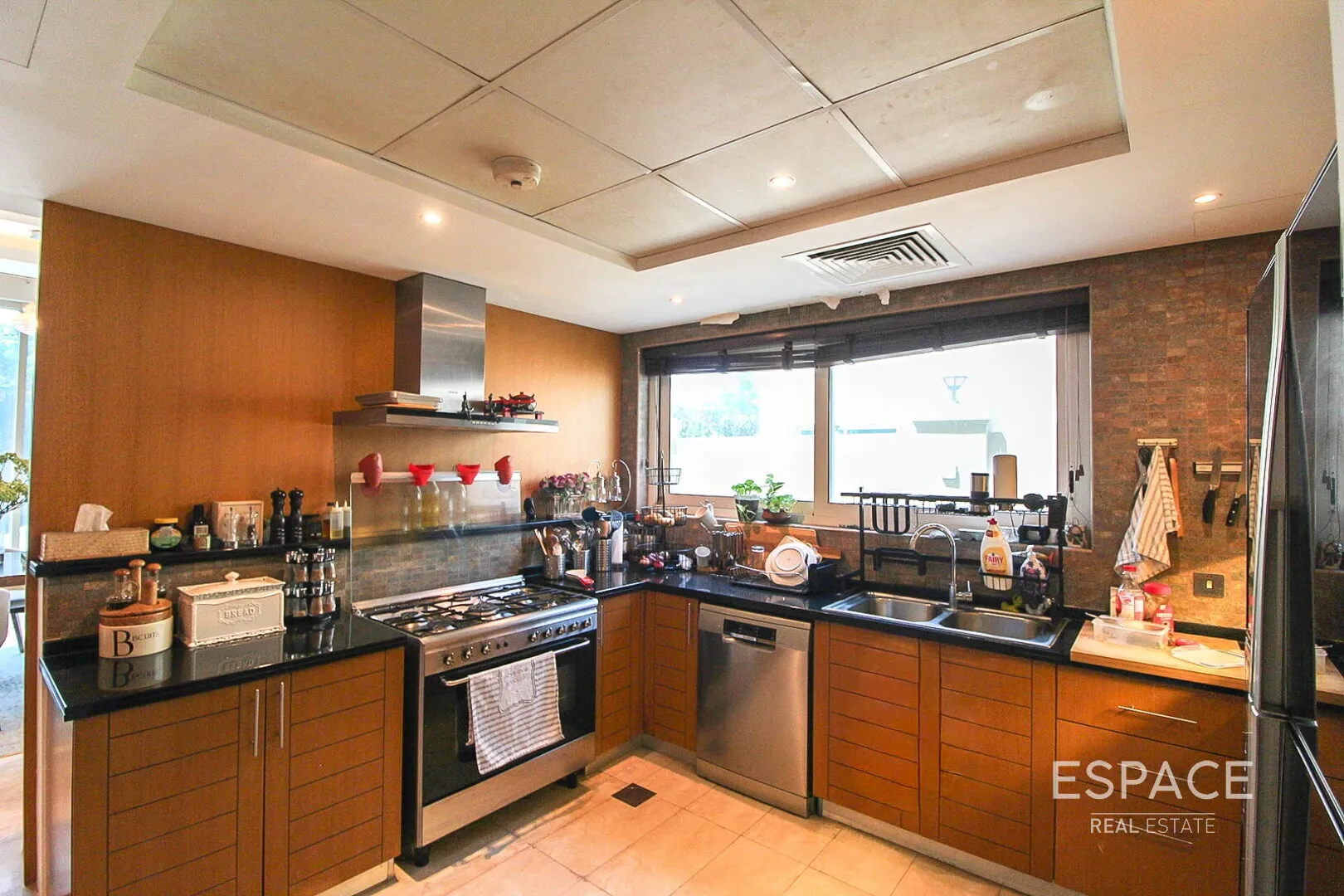 single static gallery