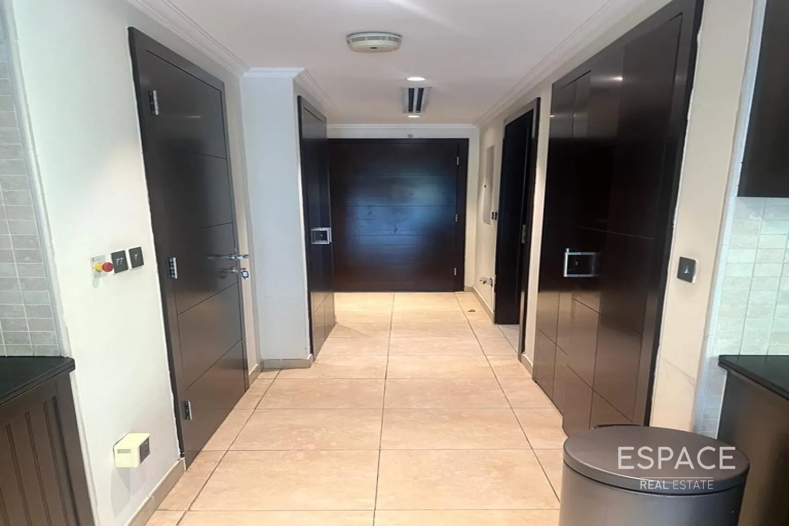 single static gallery